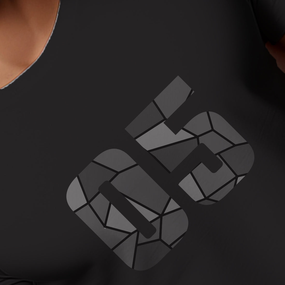 05 Number Men Unisex T-Shirt (Black)